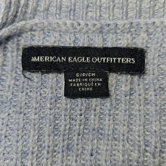 American Eagle Blue Floral Embroidered Sweater - Size Small🌹 - Picture 7 of 9